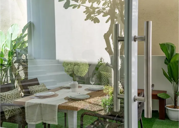 Alina 3br Pool Free Airport Pickup & Fast Wifi