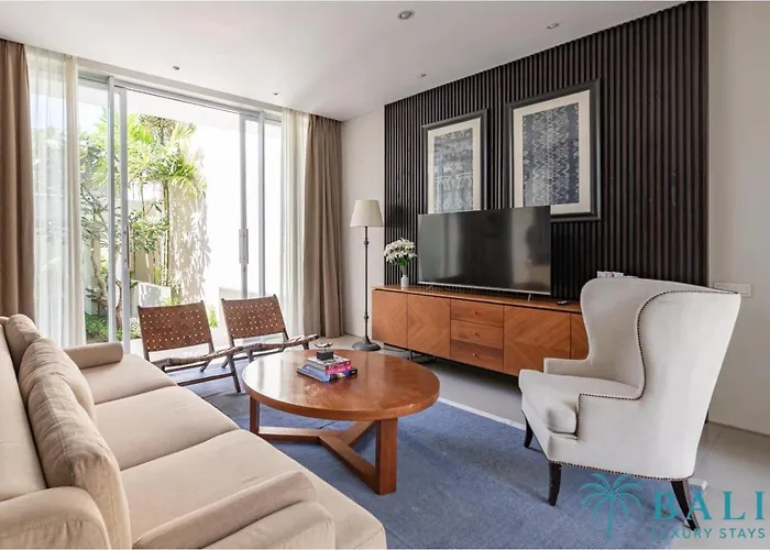 Alina 3br Pool Free Airport Pickup & Fast Wifi *